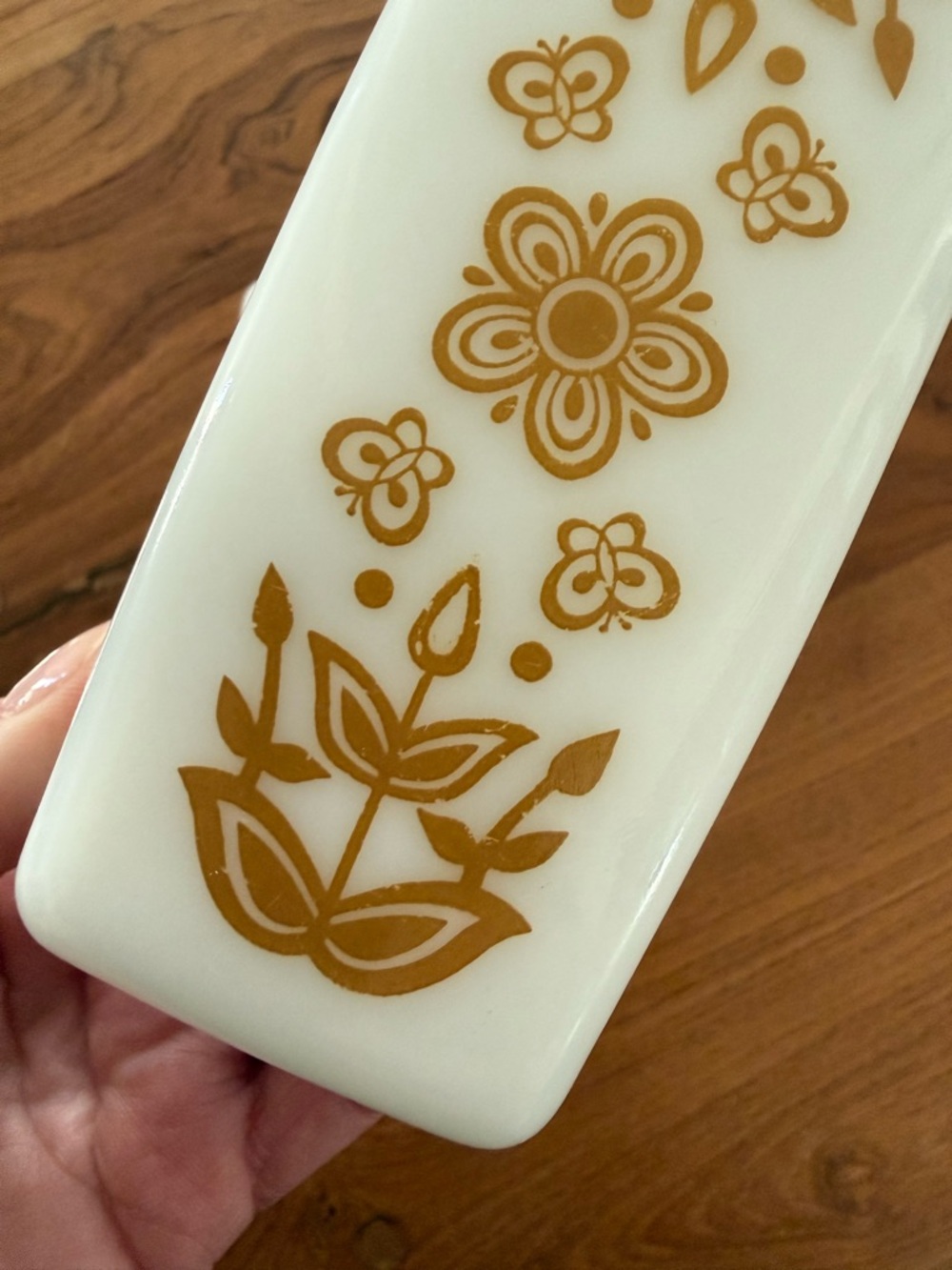 PYREX Butterfly Gold Butter Dish - Picture 3 of 5